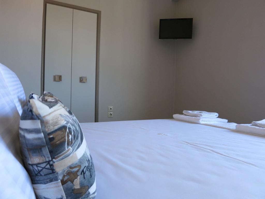 Pantheon Aparthotel Ханья Номер фото